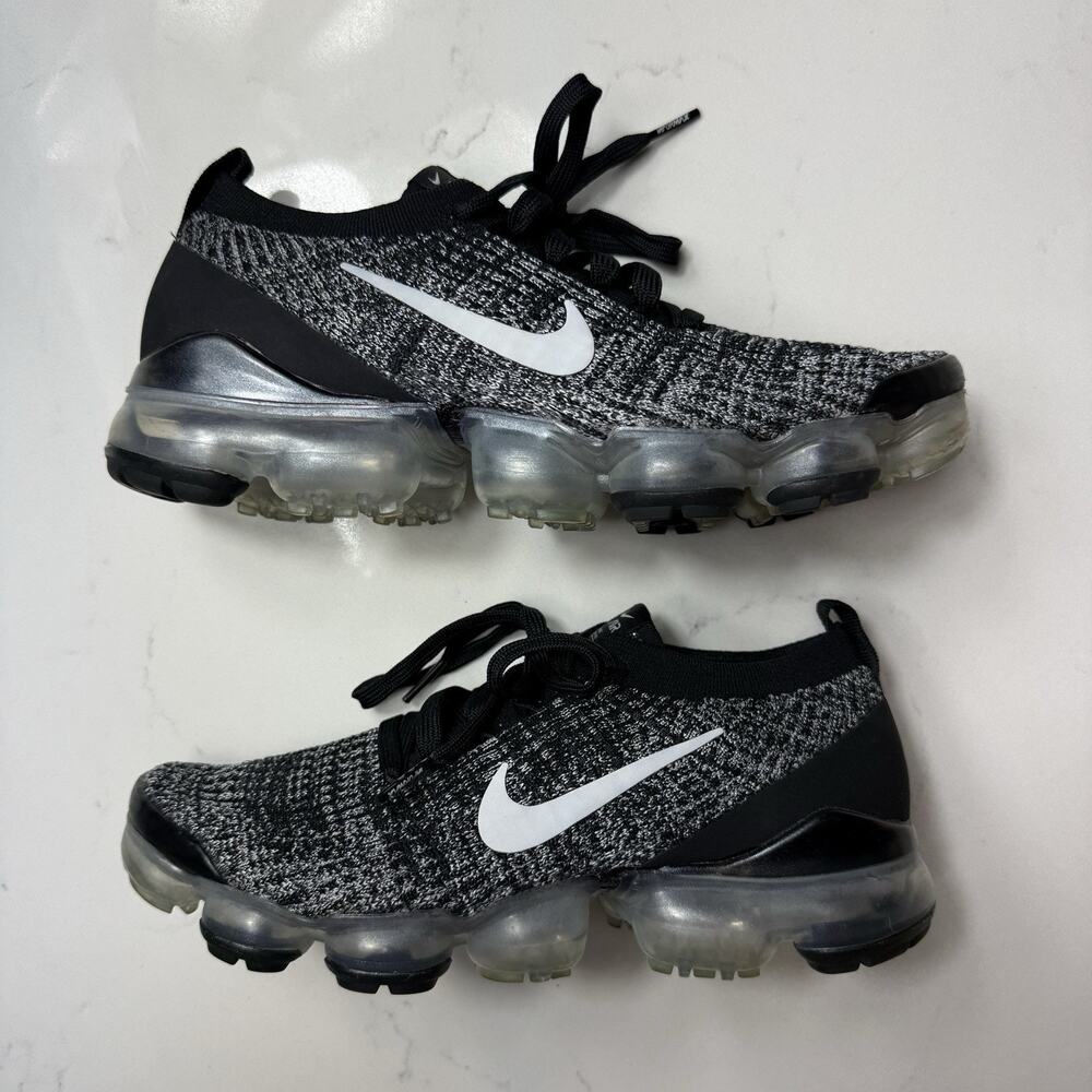 Nike Air VaporMax Flyknit 3 Oreo Black White AJ6910-001 Women's Size 8.5